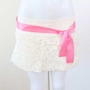 Vintage Cream Lace Low-Rise Mini Skirt (Size 12)